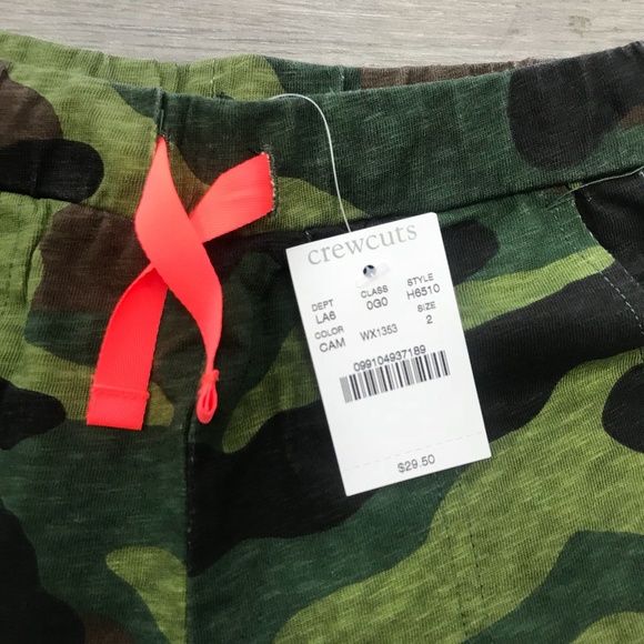 Girls' pull-on short in camo - Picture 3 of 5